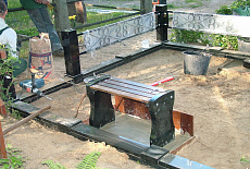 Установка памятника 